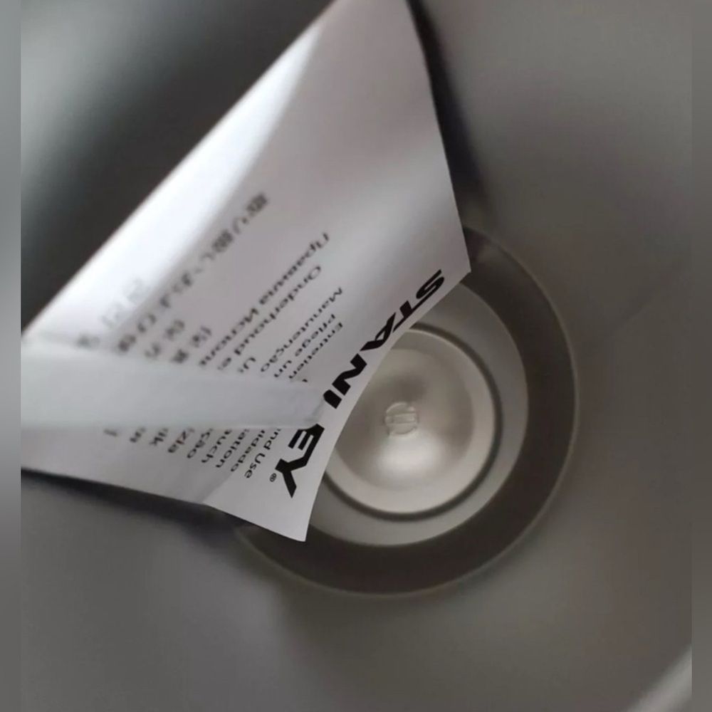 Stanley FlowState Quencher H2.0 Tumbler / 40oz / Color: Mist / light Green - Picture 6 of 9